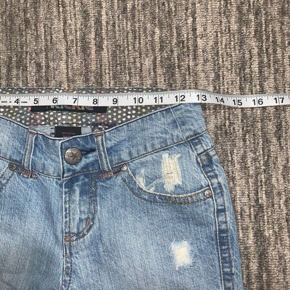 Something Trickie Womens‎ Size 0 Patchwork Denim Bermuda Shorts Blue Distressed - Picture 4 of 7